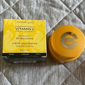 Elizabeth Grant Vitamin C Hydra-Moist All Day